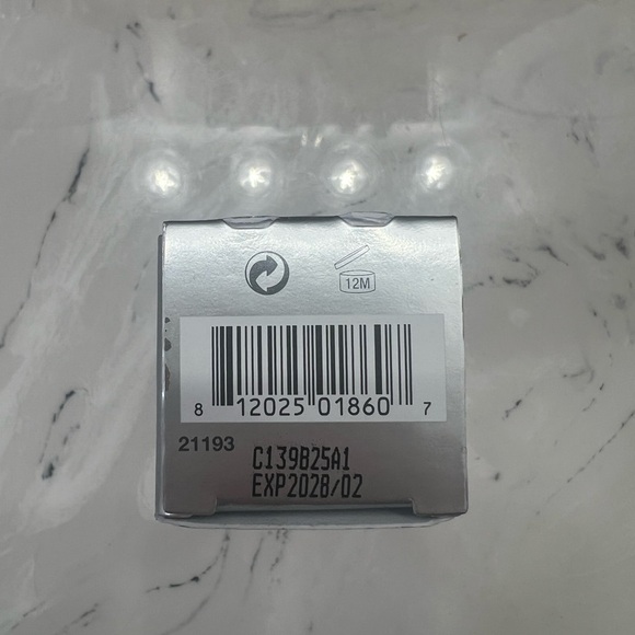 PCA Skin Vitamin B3 Brightening Serum NEW - Picture 2 of 5